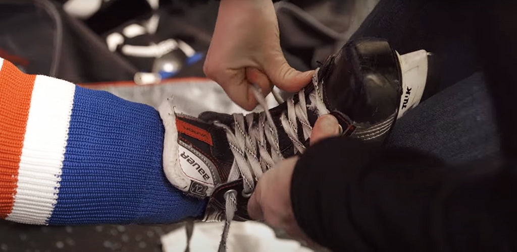 How to tie jersey laces like this? : r/hockeyjerseys